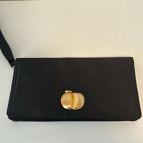 Vintage Bienen Davis black satin clutch/wristlet with goldtone 3D Apple detail - Picture 2 of 14
